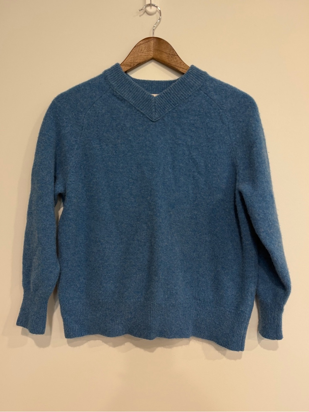 Madewell 100% Merino Wool V-Neck Sweater Blue Size Medium